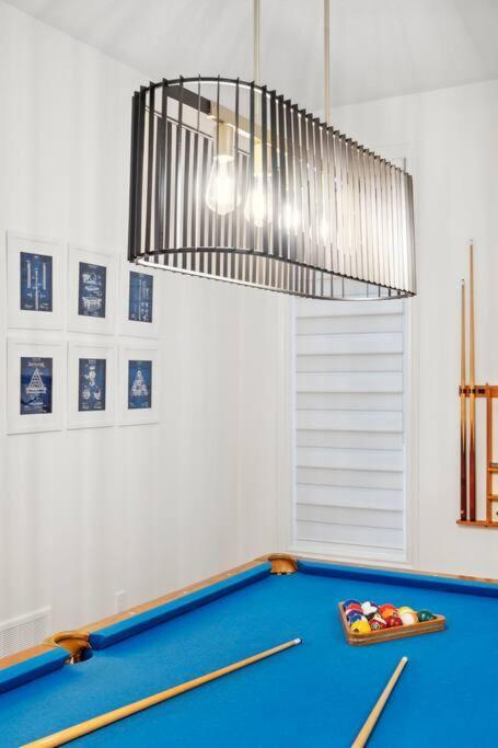 Barrie Luxe, Pool Table 6 Bedroom 6 Ba Custom Design A+ Location Luaran gambar