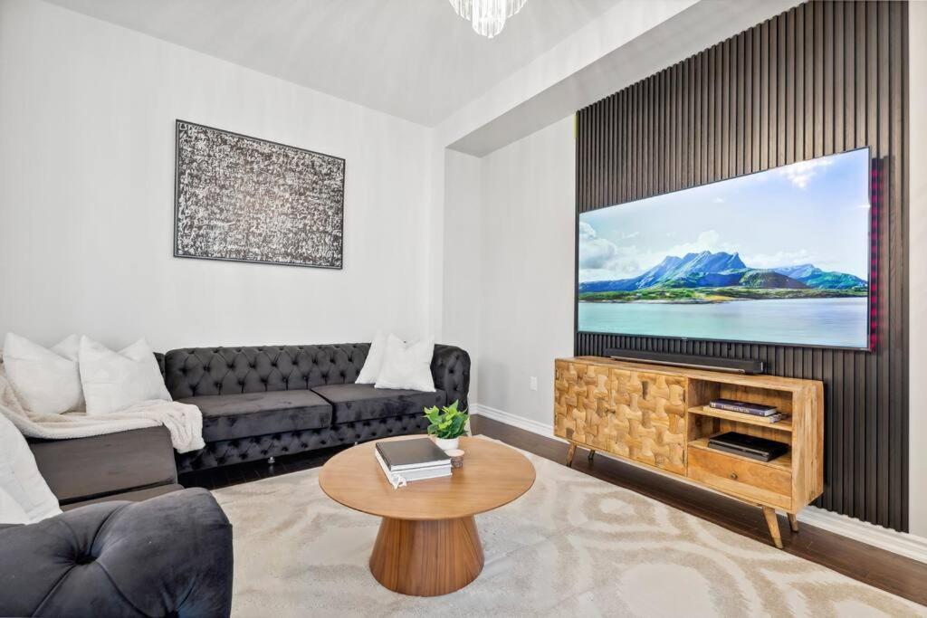 Barrie Luxe, Pool Table 6 Bedroom 6 Ba Custom Design A+ Location Luaran gambar