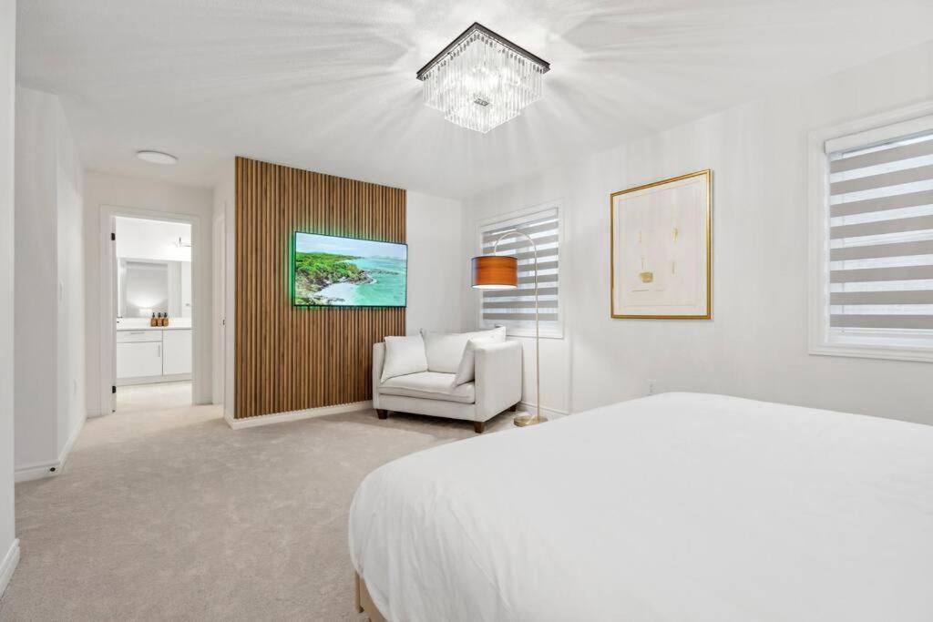 Barrie Luxe, Pool Table 6 Bedroom 6 Ba Custom Design A+ Location Luaran gambar